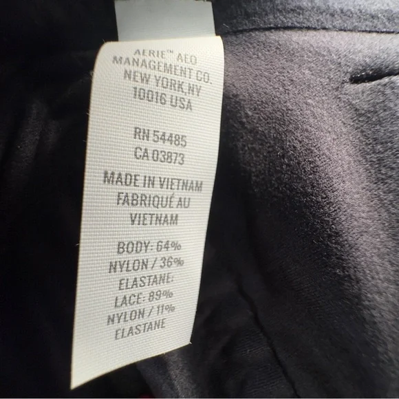 Aerie Black Lace Trim Padded Bralette - Size Small - NWT - Picture 4 of 4